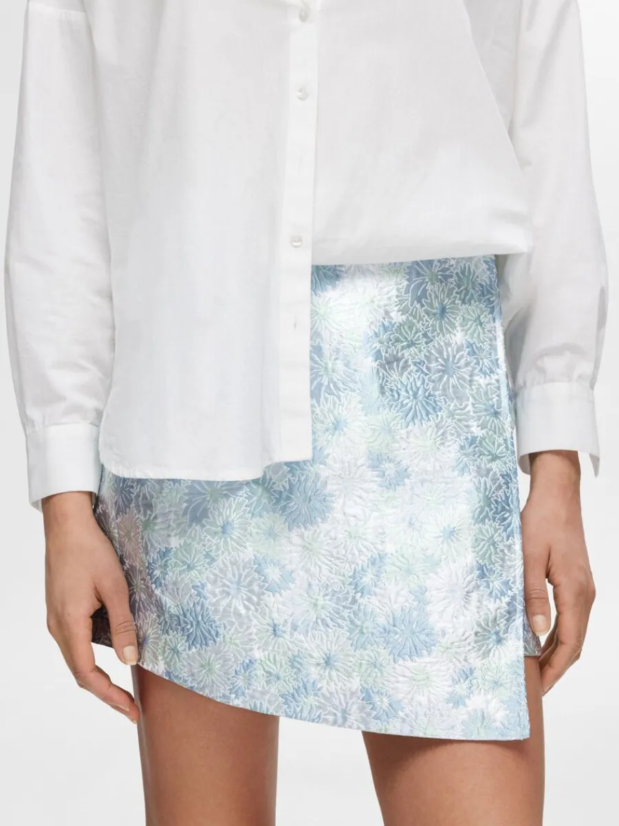 blommig_jacquard_minikjol_5-1.webp SELECTED BLOMMIG JACQUARD MINIKJOL Blue Online