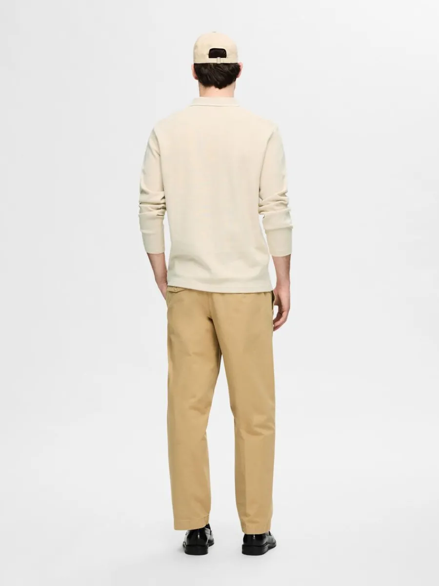bomull_lngrmad_piktrja_5.webp SELECTED 100% BOMULL LÅNGÄRMAD PIKÉTRÖJA Beige Hot