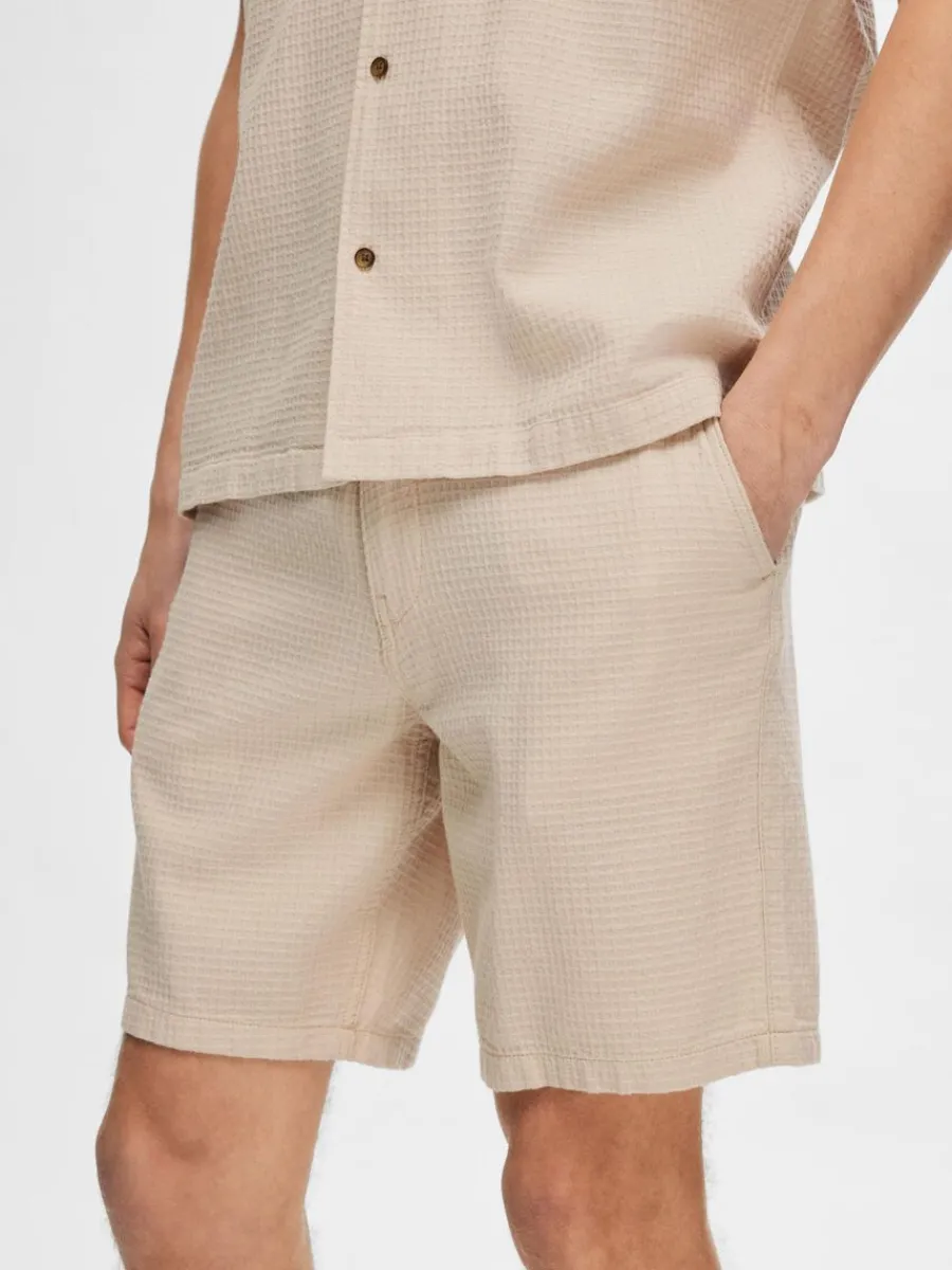 bomullssydd_shorts_5-2.webp SELECTED BOMULLSSYDD SHORTS Beige Shop