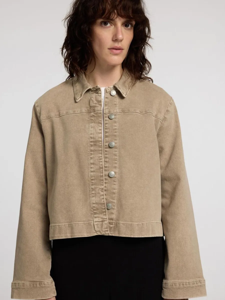 boxy_fit_jeansjacka_3.webp SELECTED BOXY FIT JEANSJACKA Beige Best