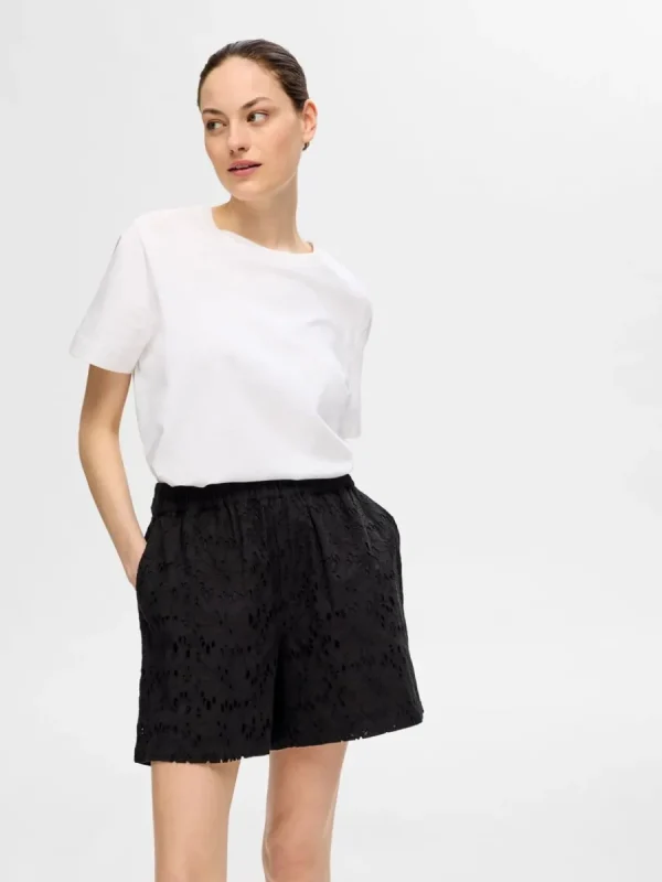 SELECTED BRODERIE ANGLAISE SHORTS Black Fashion