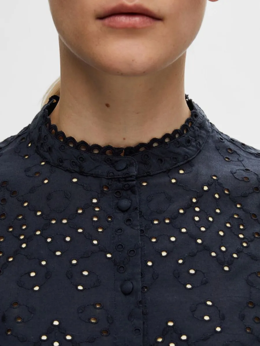 broderie_anglaise_skjorta_3.webp SELECTED BRODERIE ANGLAISE SKJORTA Blue Discount