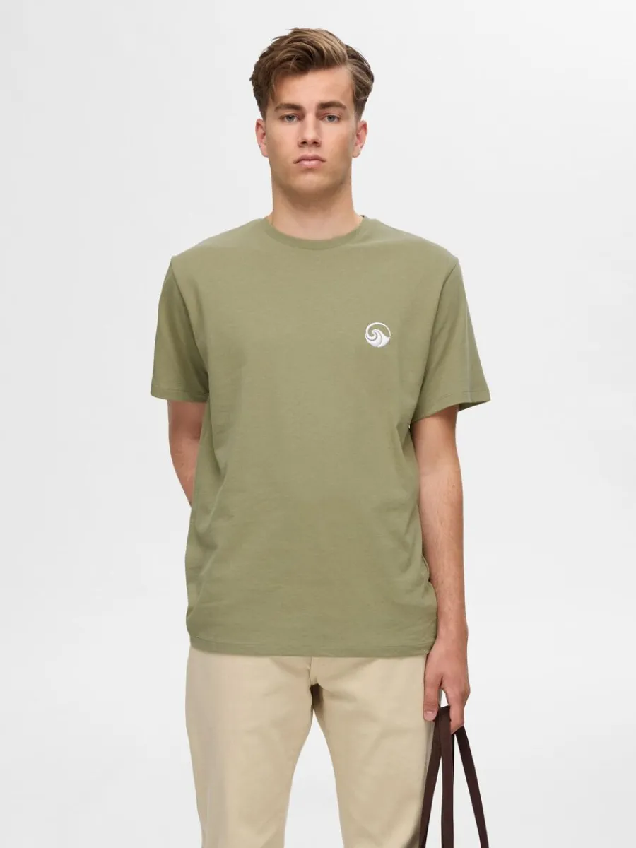 brodyrprydd_tshirt_0-3.webp SELECTED BRODYRPRYDD T-SHIRT Green Discount