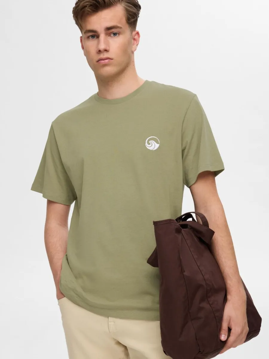 brodyrprydd_tshirt_2-3.webp SELECTED BRODYRPRYDD T-SHIRT Green Discount