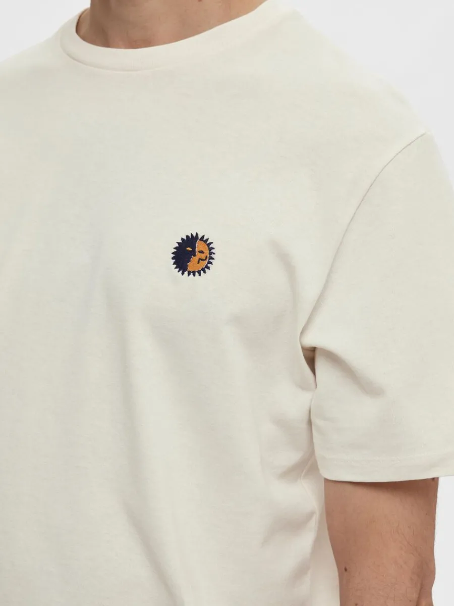 brodyrprydd_tshirt_3-2.webp SELECTED BRODYRPRYDD T-SHIRT White Online