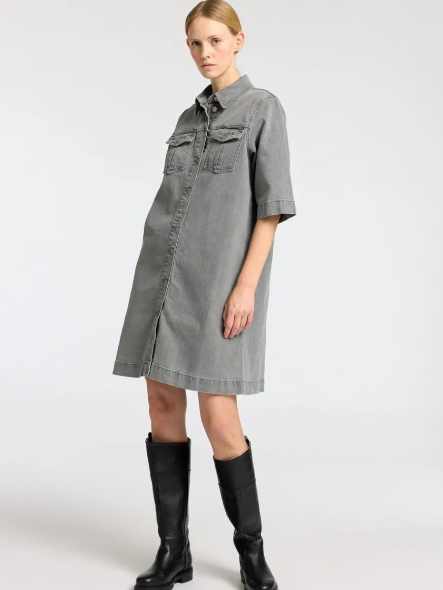 denim_midiklnning_2.webp SELECTED DENIM MIDIKLÄNNING Grey Cheap
