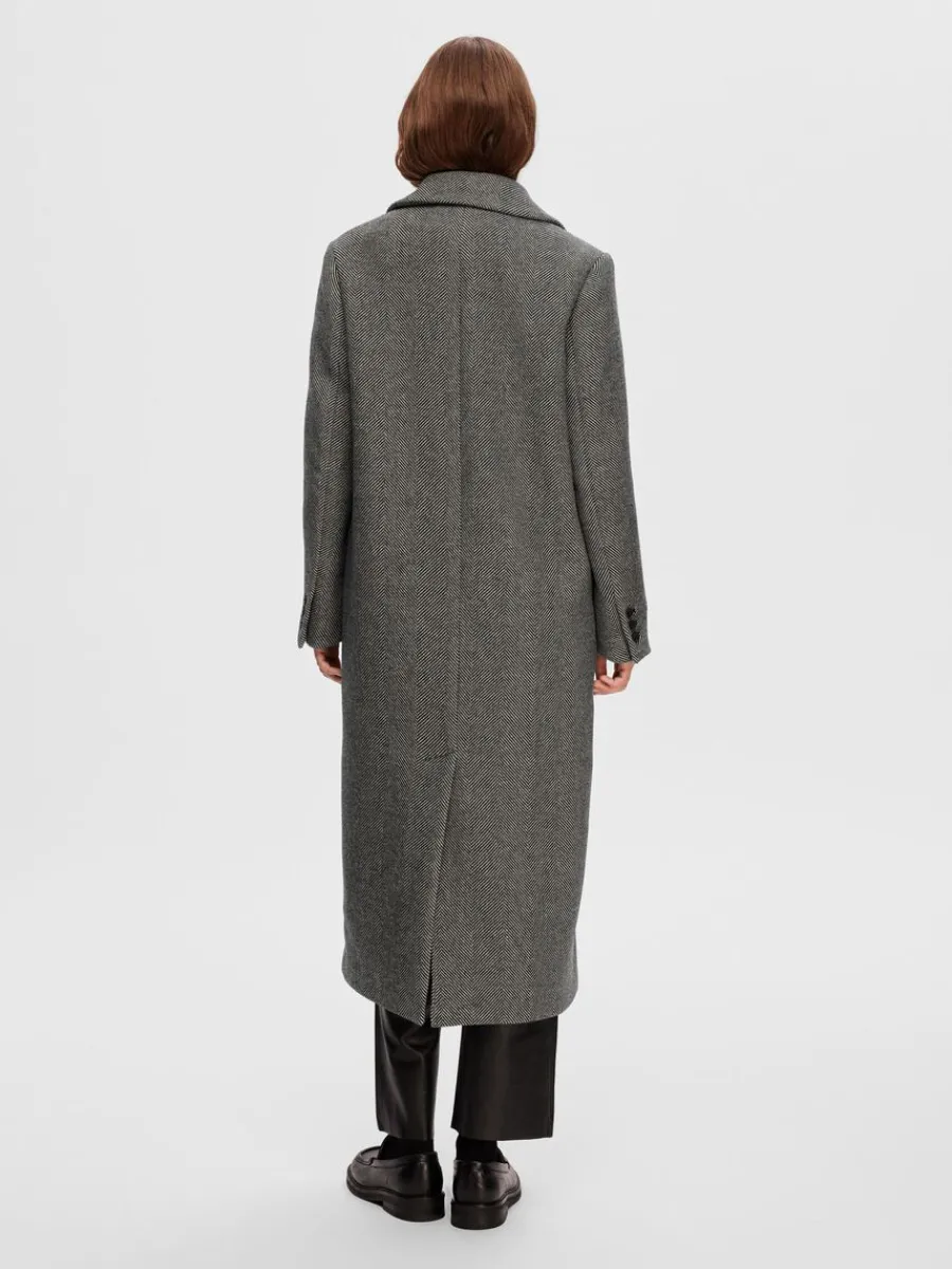 dubbelknppt_fiskbensmnstr_4.webp SELECTED DUBBELKNÄPPT FISKBENSMÖNSTRAD KAPPA Grey Store