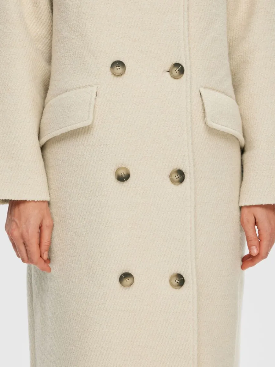 dubbelknppt_kappa_3-6.webp SELECTED DUBBELKNÄPPT KAPPA Beige Store