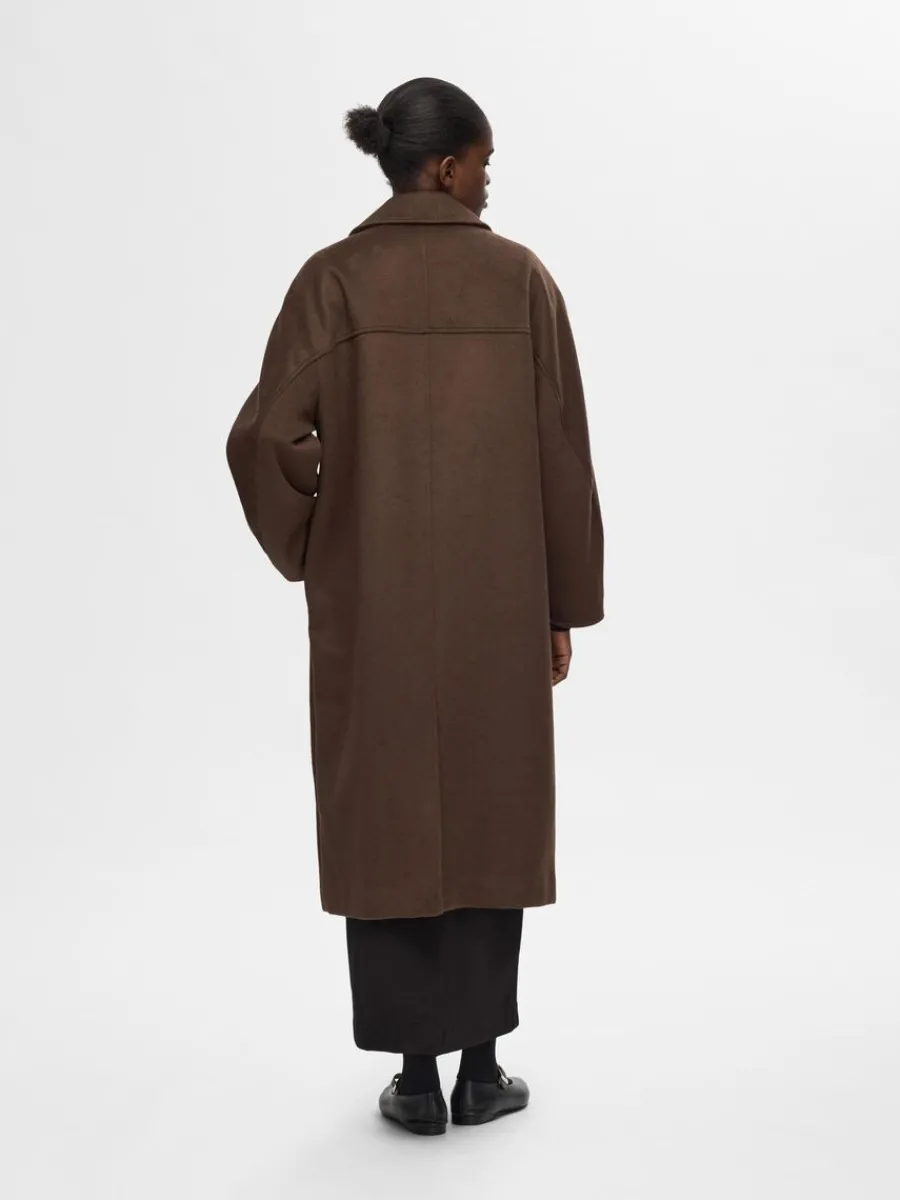 dubbelknppt_kappa_4-2.webp SELECTED DUBBELKNÄPPT KAPPA Brown Outlet