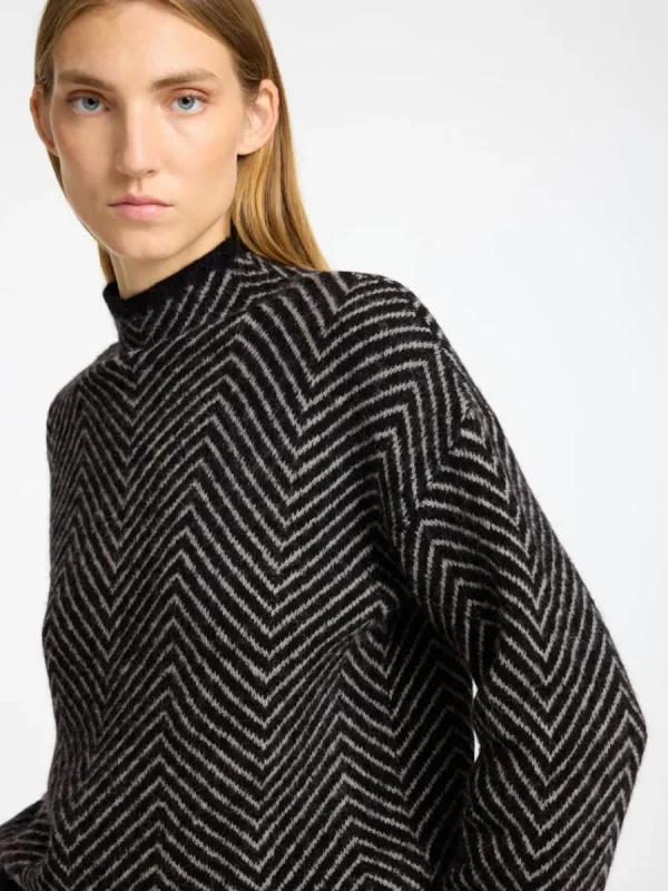 SELECTED FISKBEN STICKAD TRÖJA Black Shop