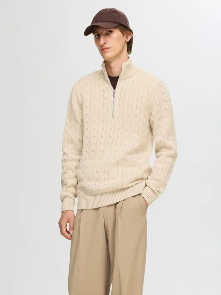 fltstickning_trja_0-6.webp SELECTED FLÄTSTICKNING TRÖJA Beige Fashion