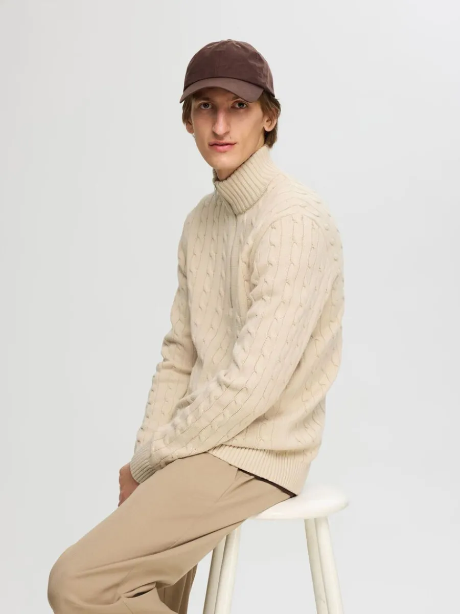 fltstickning_trja_2-6.webp SELECTED FLÄTSTICKNING TRÖJA Beige Fashion