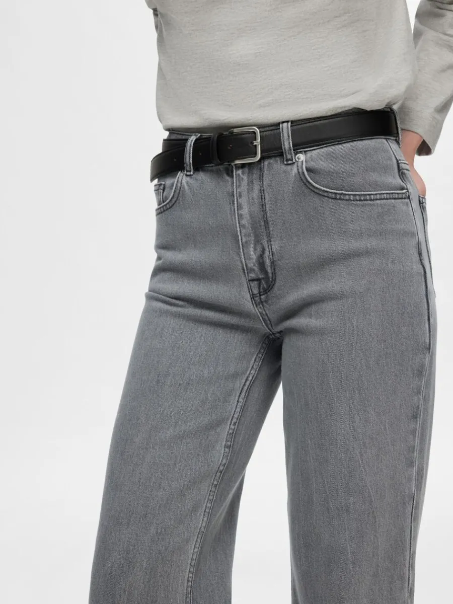 gr_vida_jeans_3.webp SELECTED GRÅ VIDA JEANS Grey Clearance