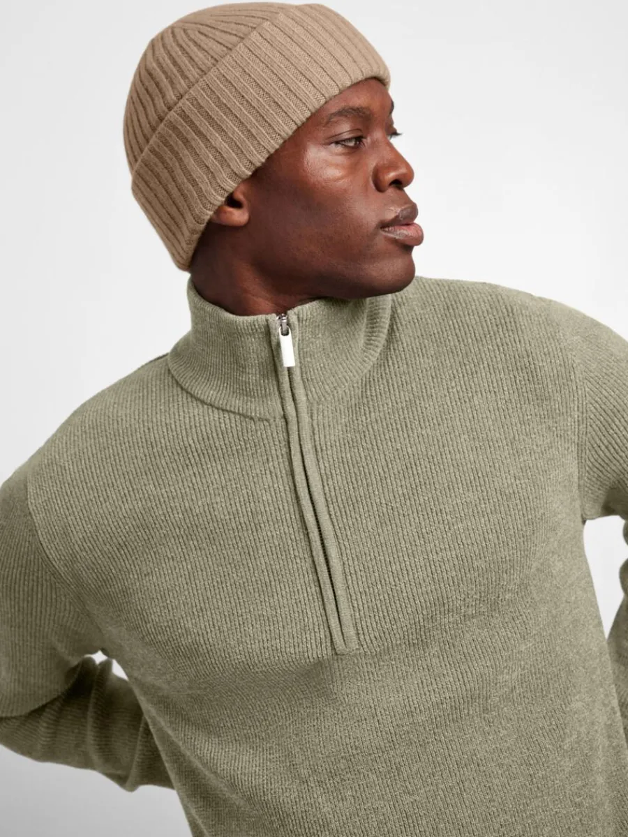 half_zip_trja_2.webp SELECTED HALF ZIP TRÖJA Green Shop