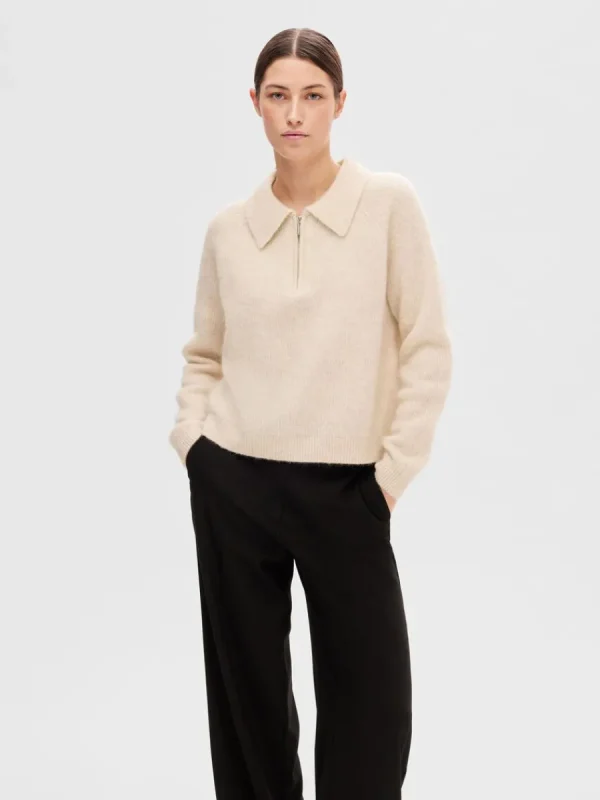 SELECTED HALVLÅNGT BLIXTLÅS STICKAD TOPP Beige Store