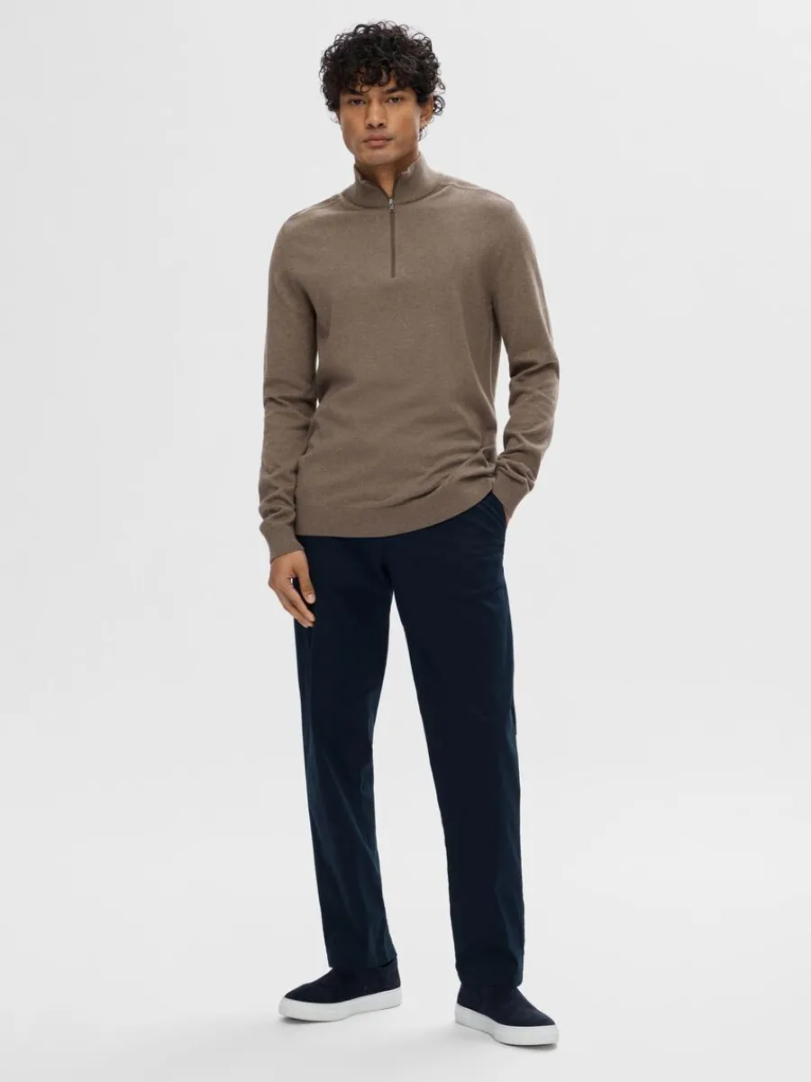 halvlngt_blixtls_stickad__1-6.webp SELECTED HALVLÅNGT BLIXTLÅS STICKAD TRÖJA Brown Discount