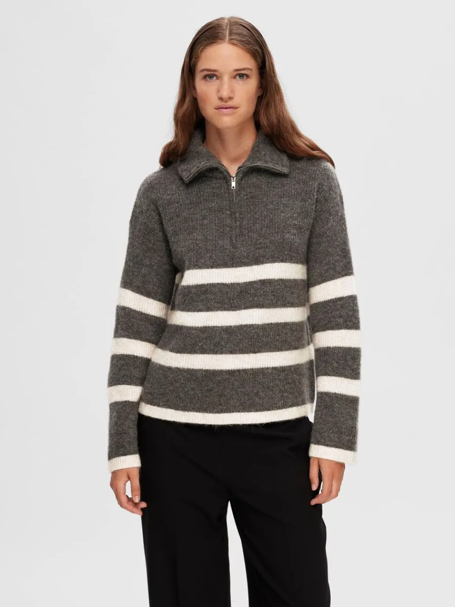 halvlngt_blixtls_trja_0-5.webp SELECTED HALVLÅNGT BLIXTLÅS TRÖJA Grey Discount