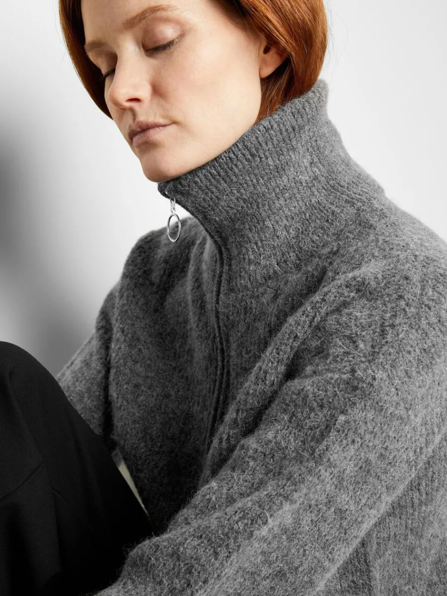 halvlngt_blixtls_trja_2-6.webp SELECTED HALVLÅNGT BLIXTLÅS TRÖJA Grey Fashion