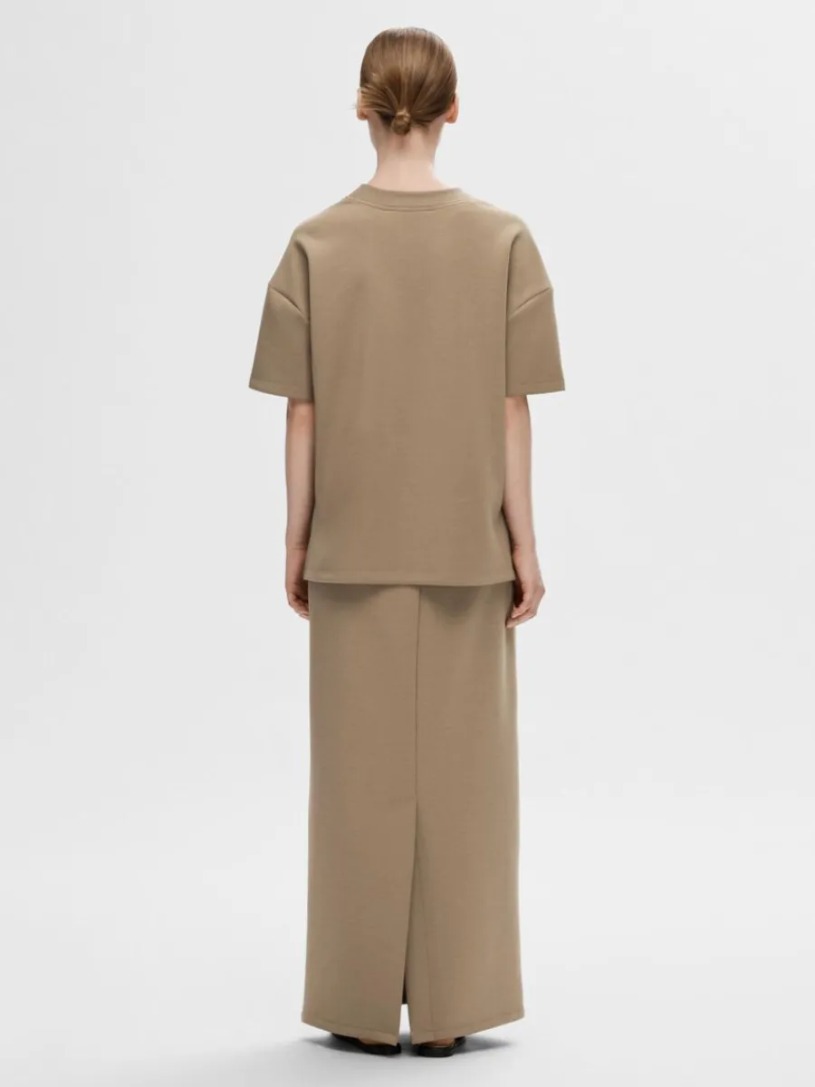 halvpolo_tshirt_4.webp SELECTED HALVPOLO T-SHIRT Brown Online