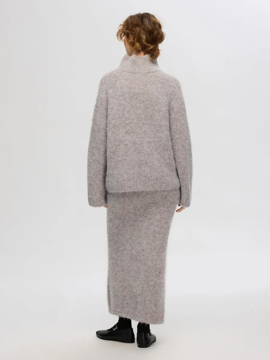 hg_hals_trja_4.webp SELECTED HÖG HALS TRÖJA Grey Discount