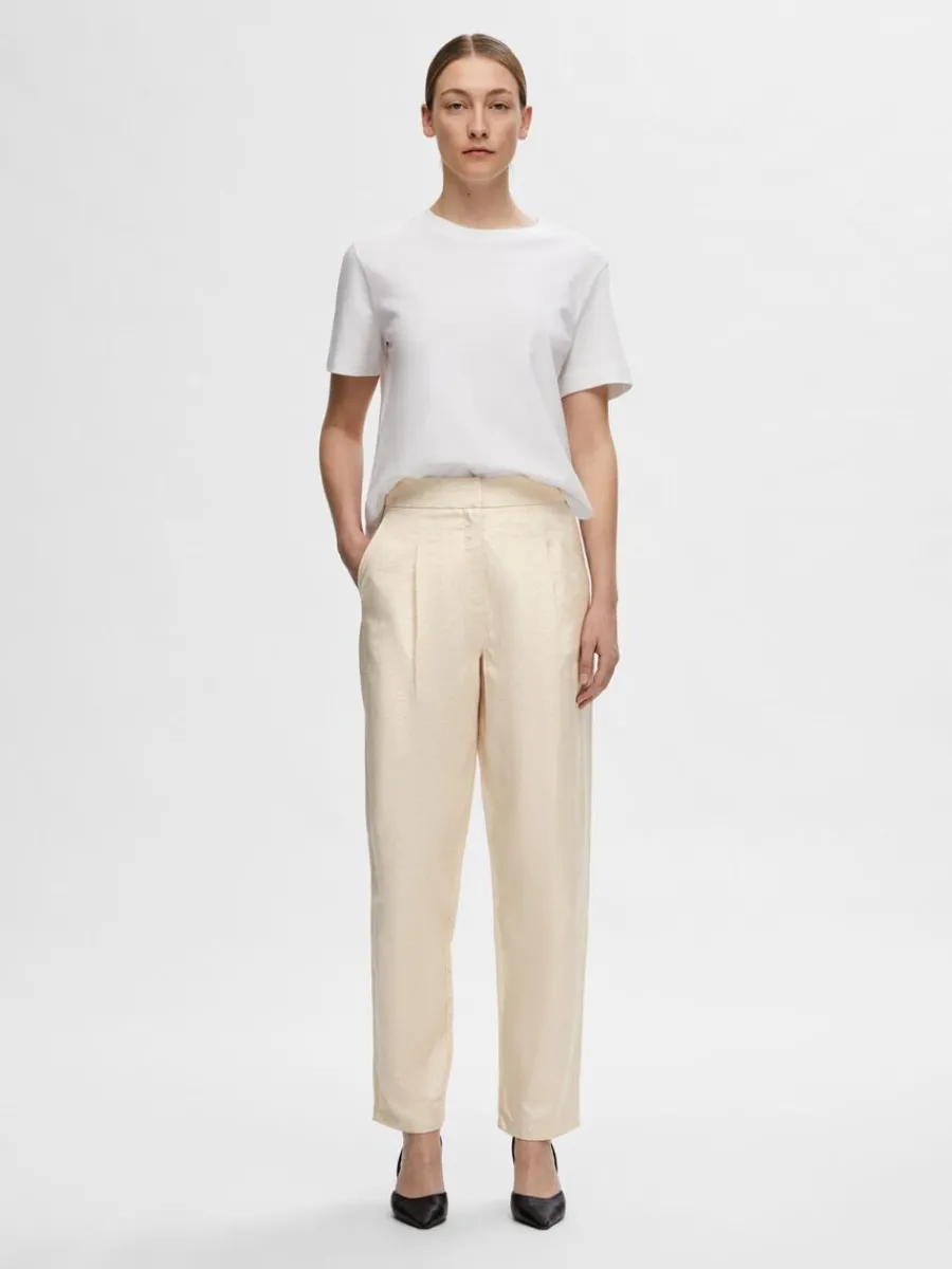 hg_midja_raka_byxor_1.webp SELECTED HÖG MIDJA RAKA BYXOR Beige Best