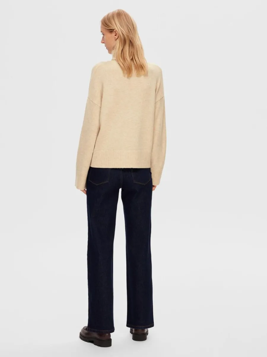 hghalsad_trja_4-4.webp SELECTED HÖGHALSAD TRÖJA Beige Cheap