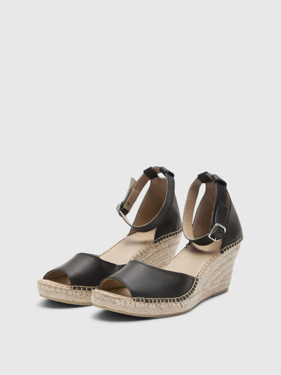 hgklackade_lder_espadrill_1.webp SELECTED HÖGKLACKADE LÄDER ESPADRILLES Black Online