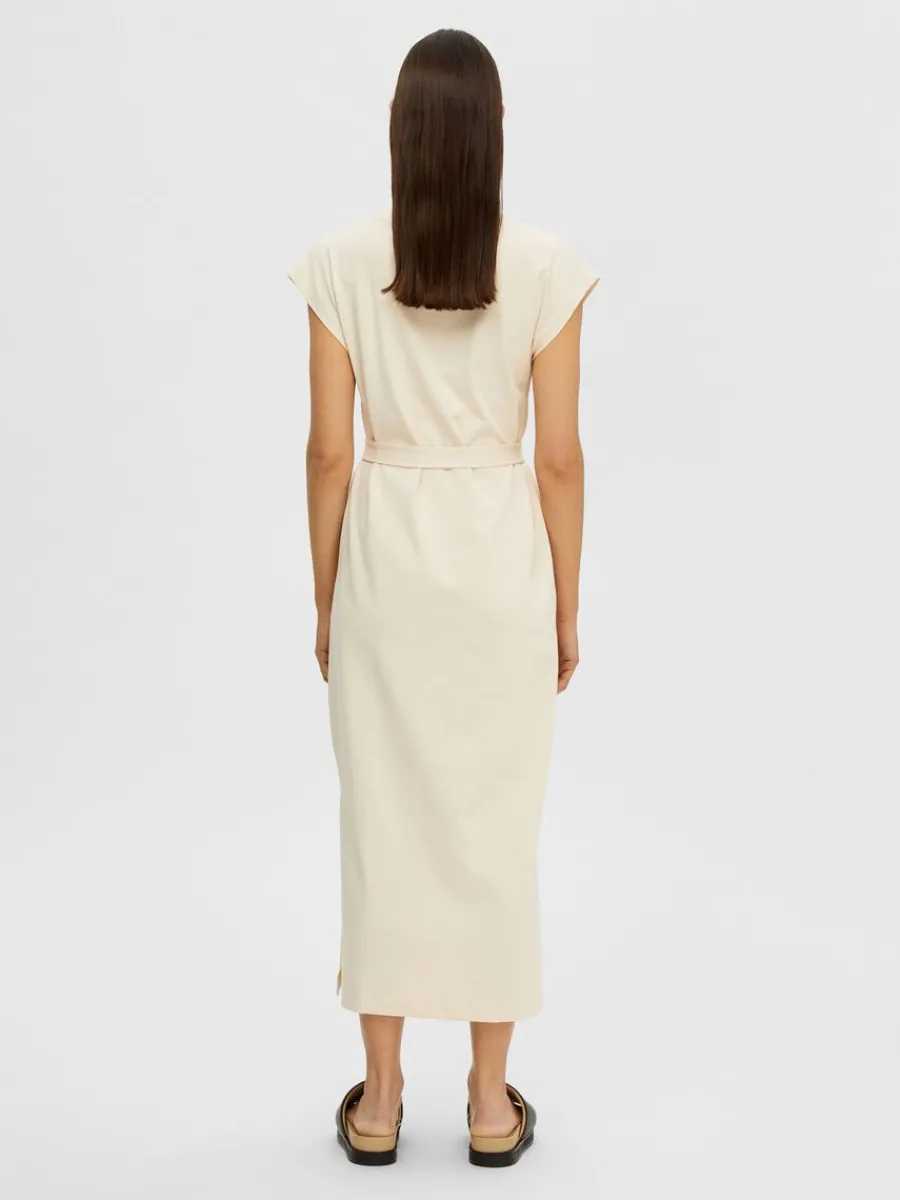holkrm_midiklnning_4.webp SELECTED HOLKÄRM MIDIKLÄNNING Beige Clearance