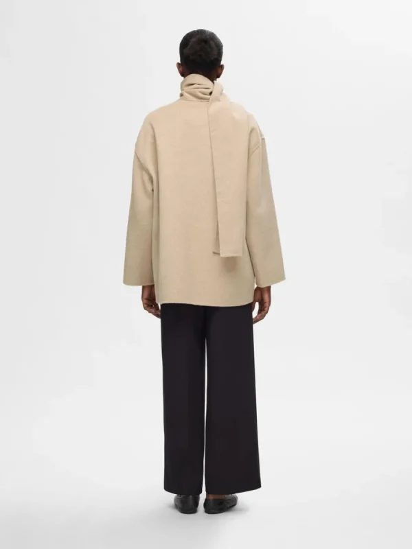 SELECTED INBYGGD HALSDUK JACKA Beige Fashion