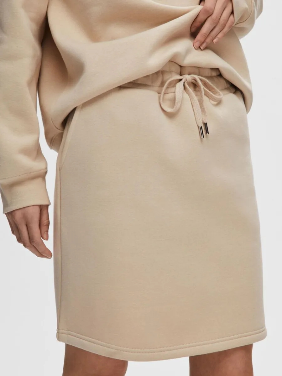 jersey_minikjol_4-1.webp SELECTED JERSEY MINIKJOL Beige Fashion