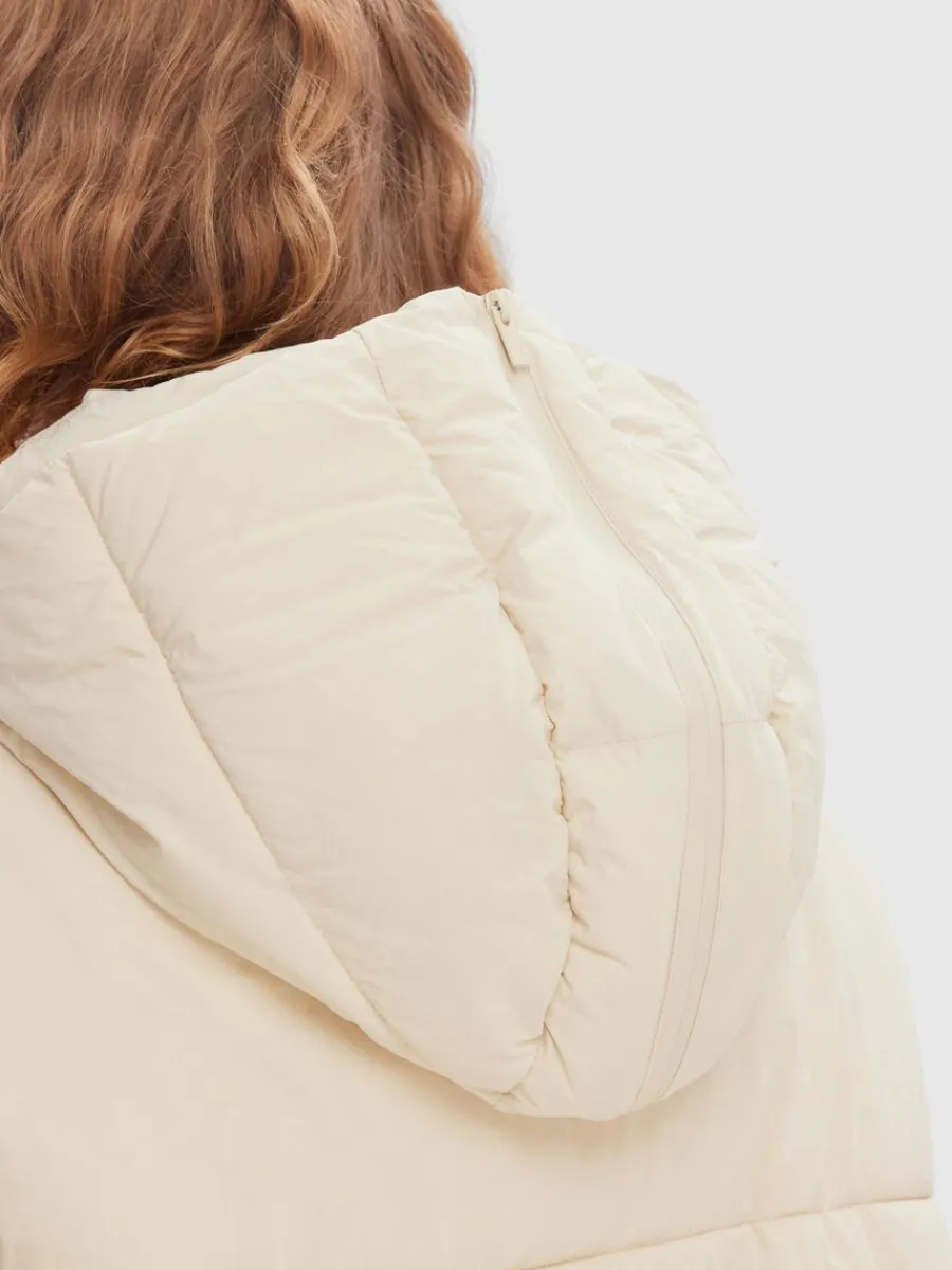 justerbar_pufferjacka_3.webp SELECTED JUSTERBAR PUFFERJACKA Beige Clearance