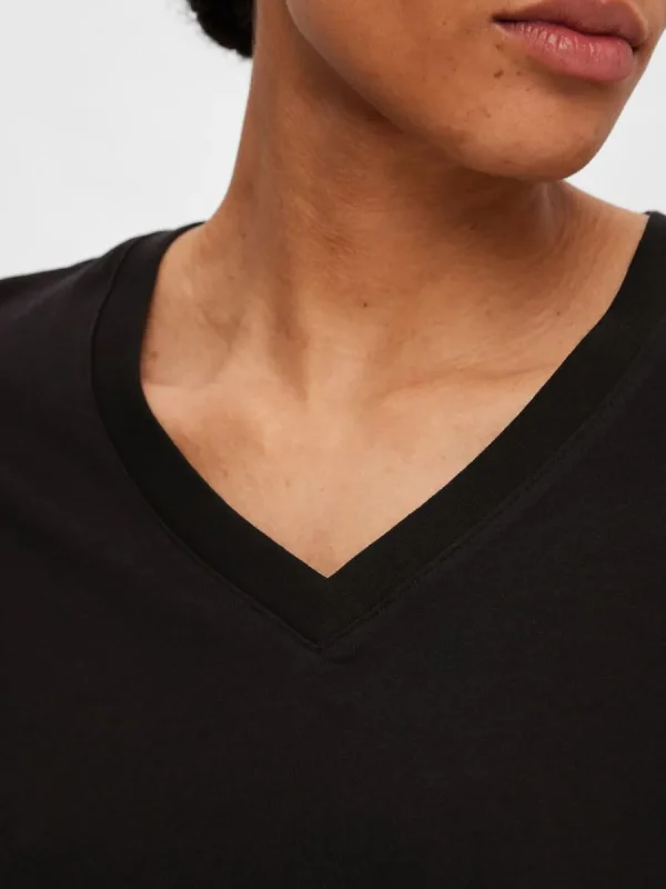 SELECTED KLASSISKA V-NECK T-SHIRT Black Store