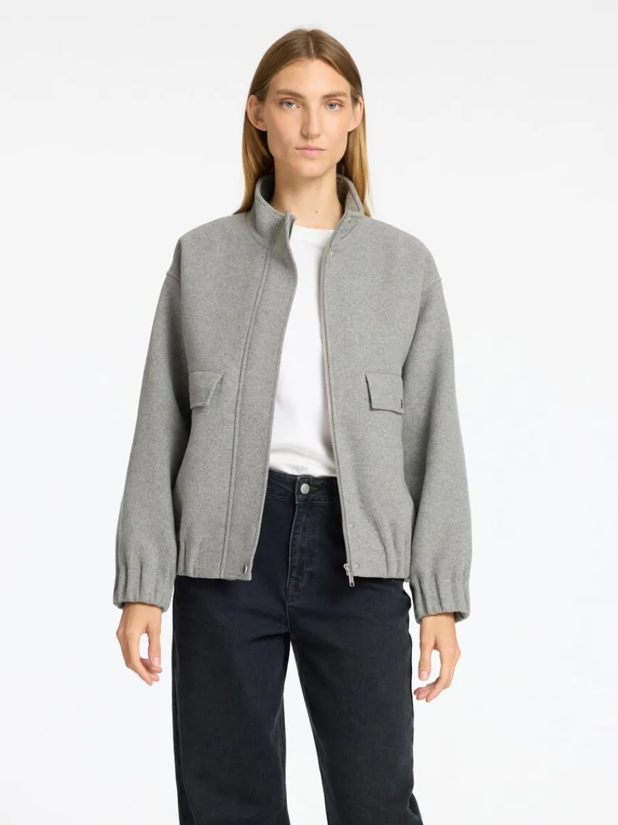 kort_bomberjacka_0-1.webp SELECTED KORT BOMBERJACKA Grey New