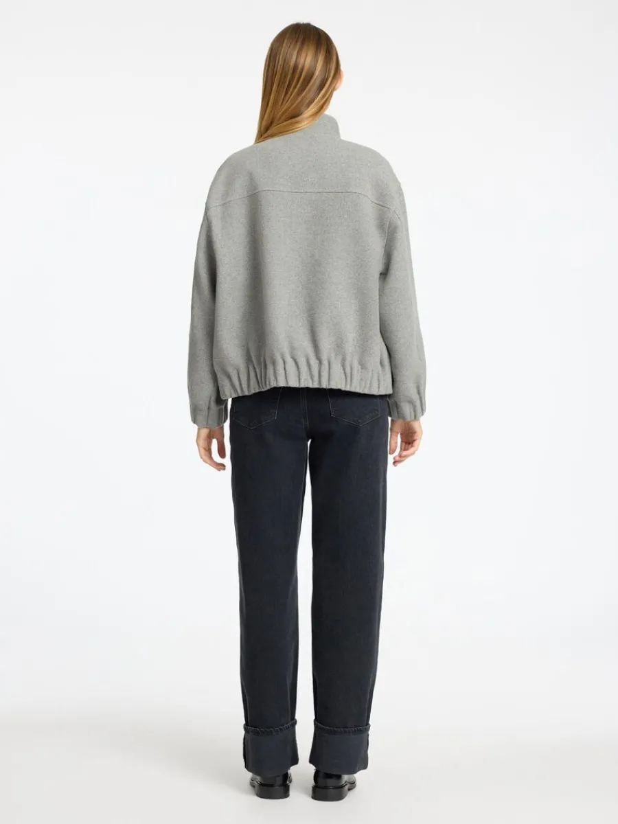 kort_bomberjacka_4-1.webp SELECTED KORT BOMBERJACKA Grey New