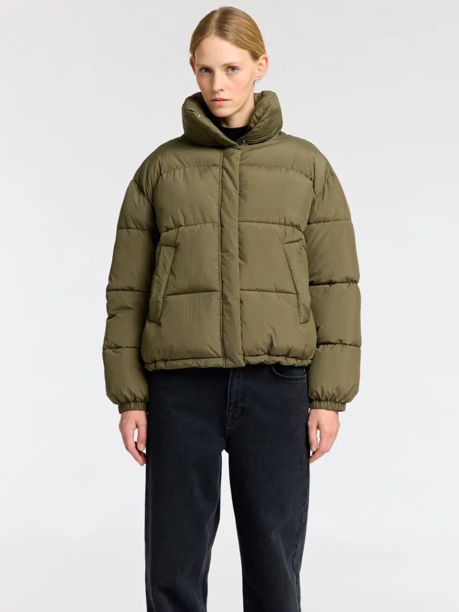 kort_pufferjacka_0.webp SELECTED KORT PUFFERJACKA Green Store