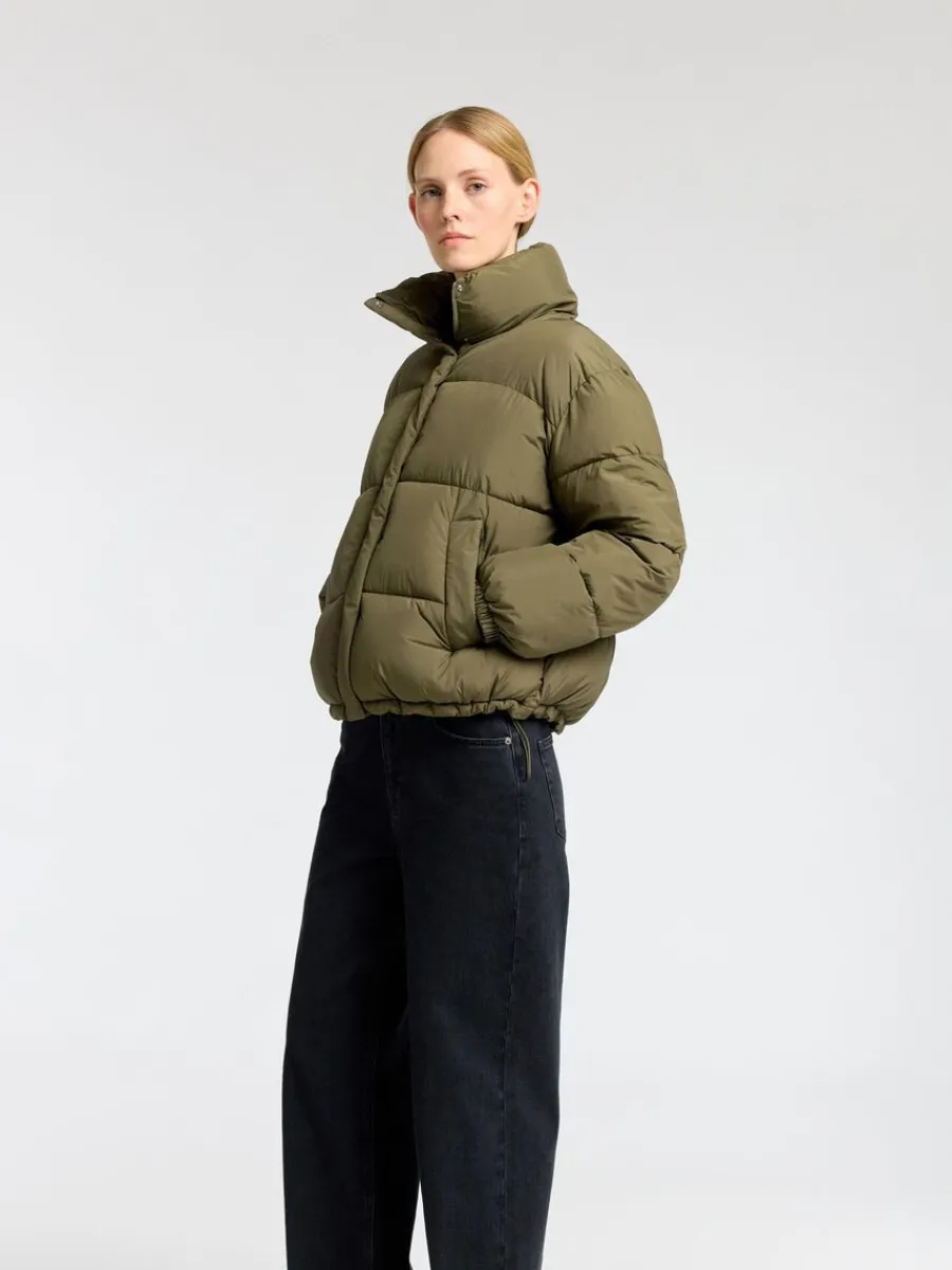 kort_pufferjacka_2.webp SELECTED KORT PUFFERJACKA Green Store