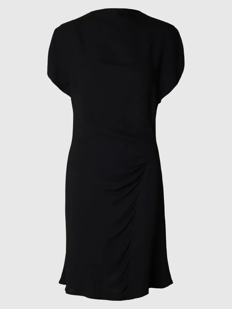 kortrmad_kort_klnning_0.webp SELECTED KORTÄRMAD KORT KLÄNNING Black Clearance