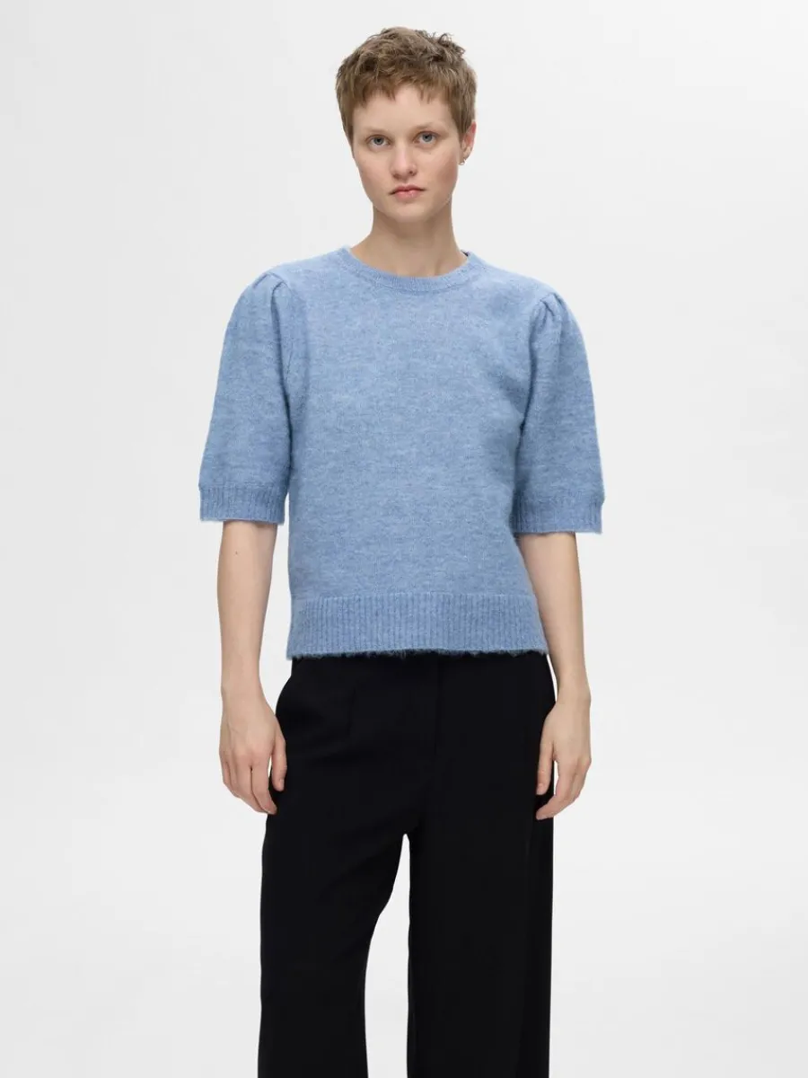 kortrmad_stickad_topp_0-1.webp SELECTED KORTÄRMAD STICKAD TOPP Blue Sale