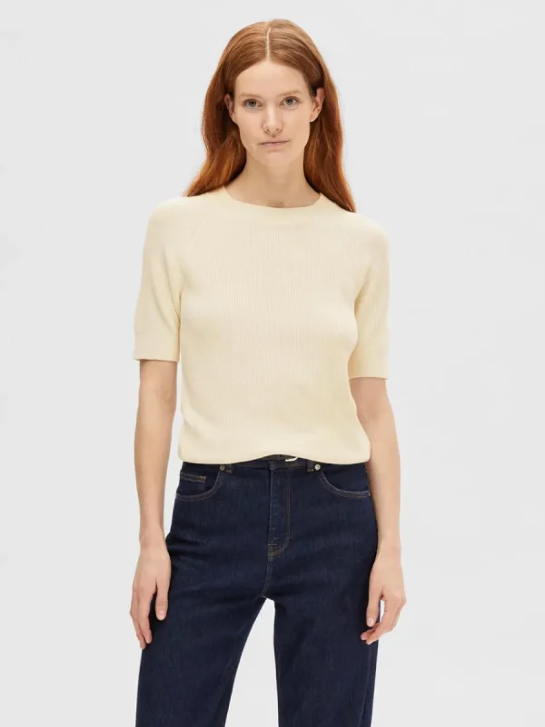 SELECTED KORTÄRMAD STICKAD TOPP Beige Shop