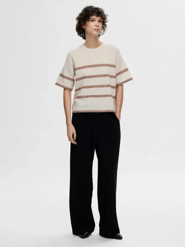 SELECTED KORTÄRMAD STICKAD TOPP Beige Store