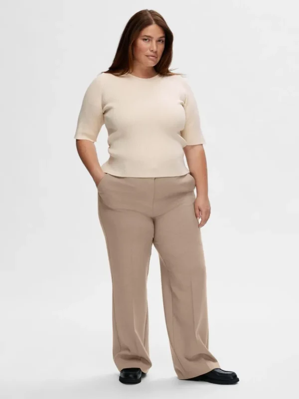 SELECTED KORTÄRMAD STICKAD TOPP Beige Fashion