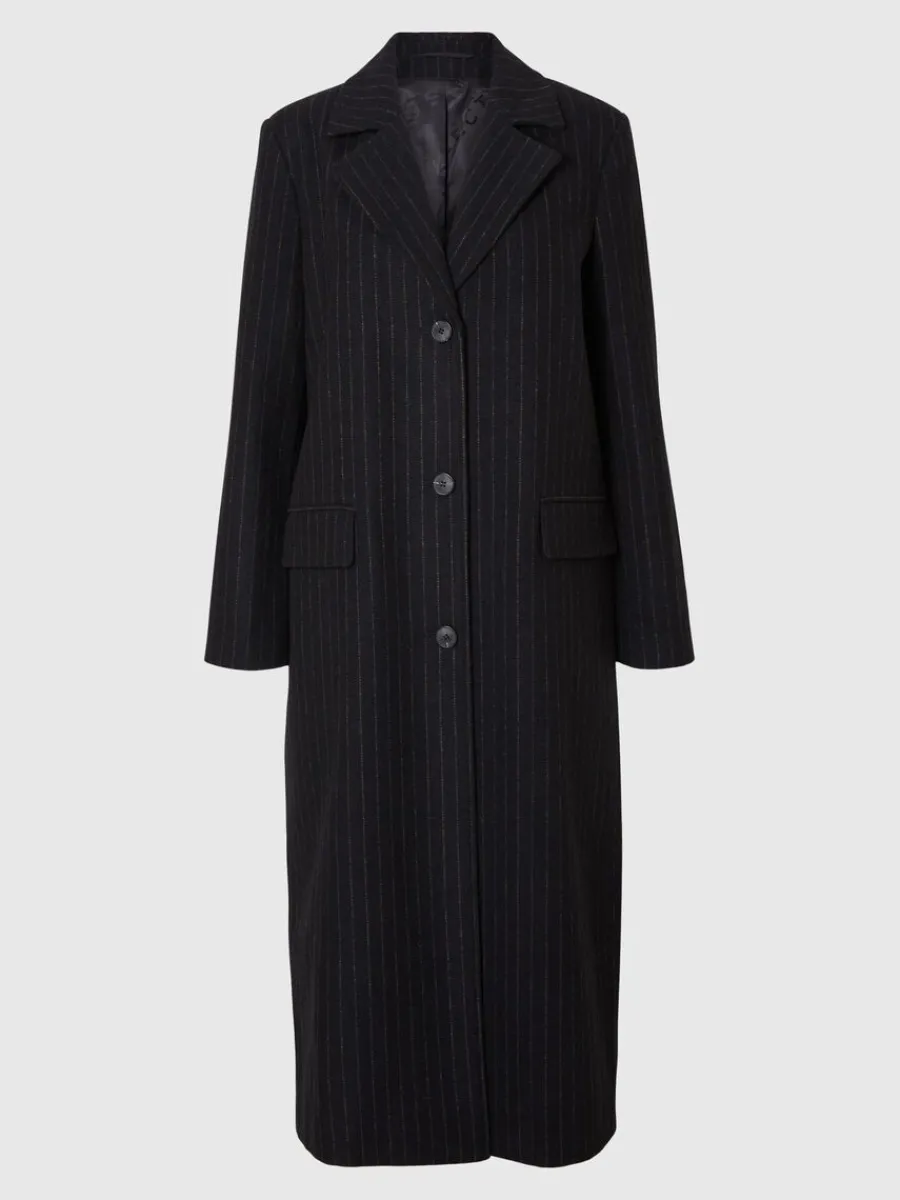 kritstrecksrandig_lng_kap_5.webp SELECTED KRITSTRECKSRANDIG LÅNG KAPPA Black Shop