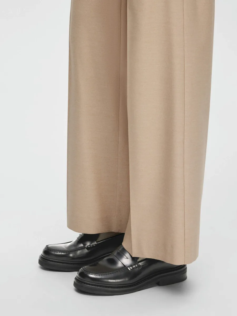 ldersydd_loafers_2.webp SELECTED LÄDERSYDD LOAFERS Black New
