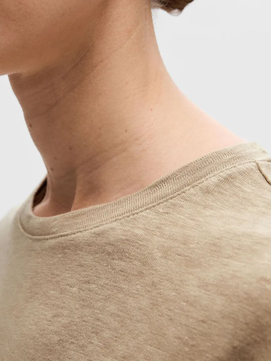 linnesydda_tshirt_3.webp SELECTED LINNESYDDA T-SHIRT Beige Cheap