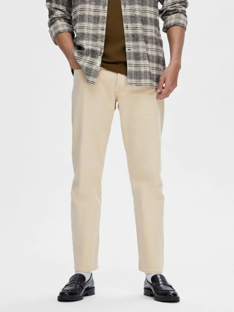 ljus_tvtt_straight_fitje_0.webp SELECTED 196 LJUS TVÄTT STRAIGHT FIT-JEANS Beige New