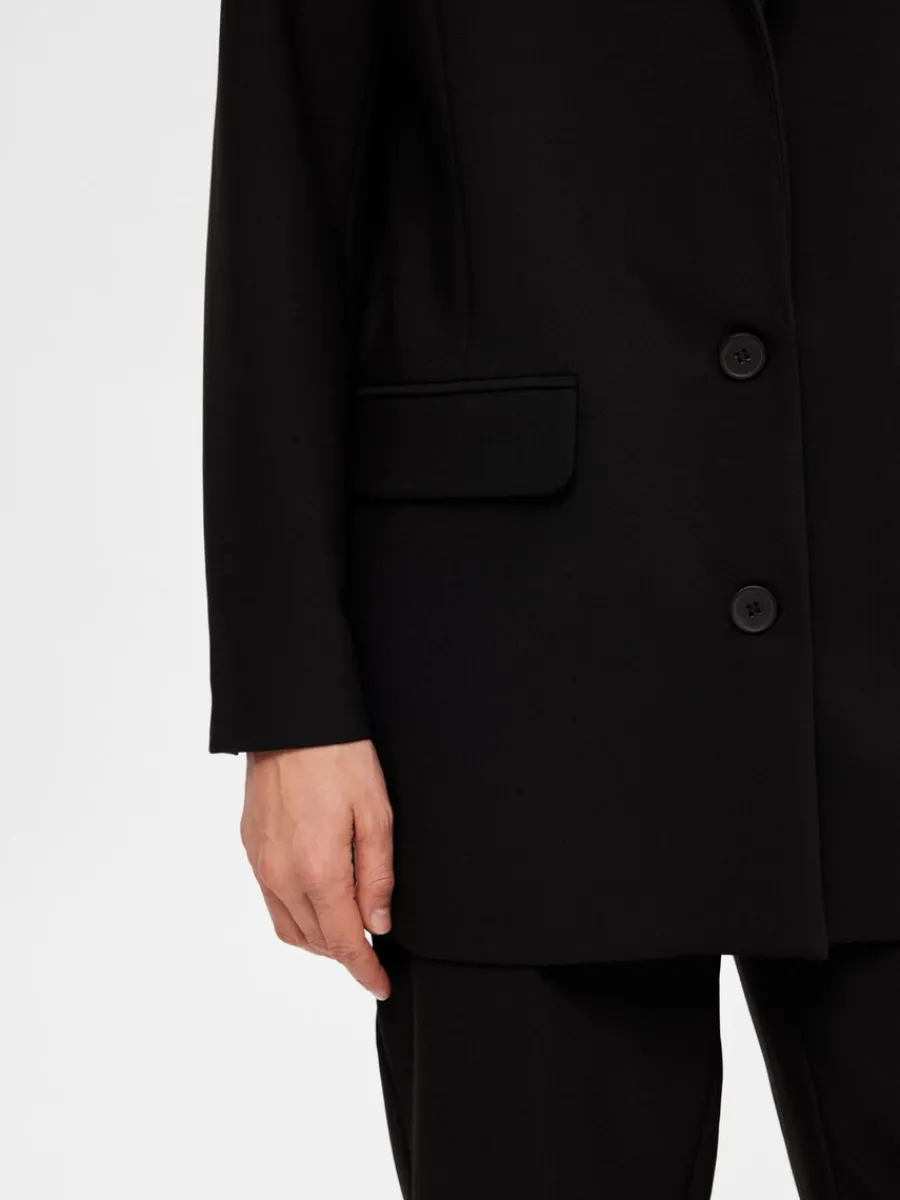 lng_relaxed_fit_enkelknpp_3.webp SELECTED LÅNG RELAXED FIT ENKELKNÄPPT KAVAJ Black Sale