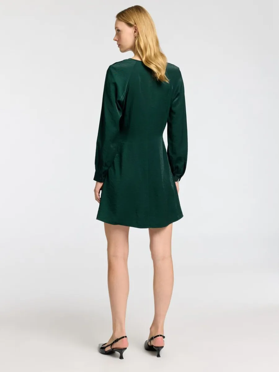 lnga_rmar_kort_klnning_4.webp SELECTED LÅNGA ÄRMAR KORT KLÄNNING Green Shop