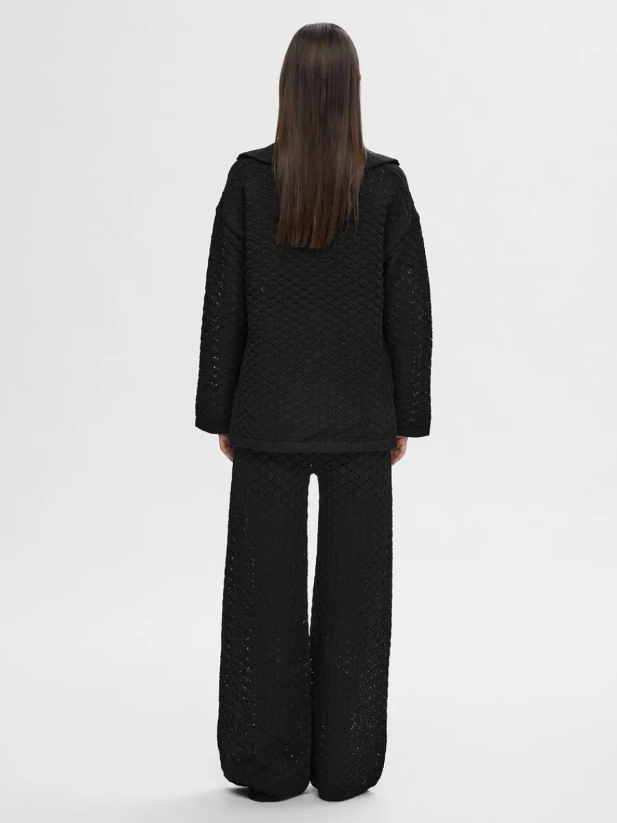 lnga_rmar_stickad_topp_4-2.webp SELECTED LÅNGA ÄRMAR STICKAD TOPP Black Store