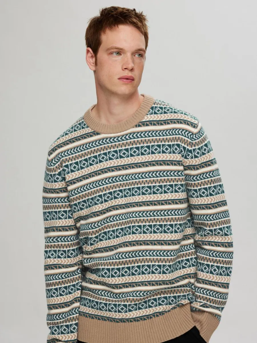 lnga_rmar_stickad_trja_2-8.webp SELECTED LÅNGA ÄRMAR STICKAD TRÖJA Coloured Fashion