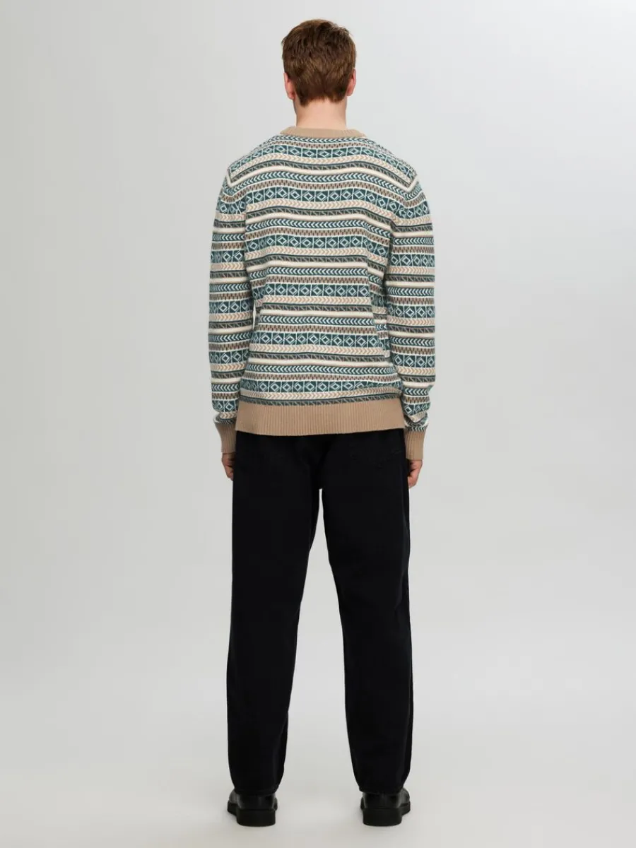 lnga_rmar_stickad_trja_5-8.webp SELECTED LÅNGA ÄRMAR STICKAD TRÖJA Coloured Fashion